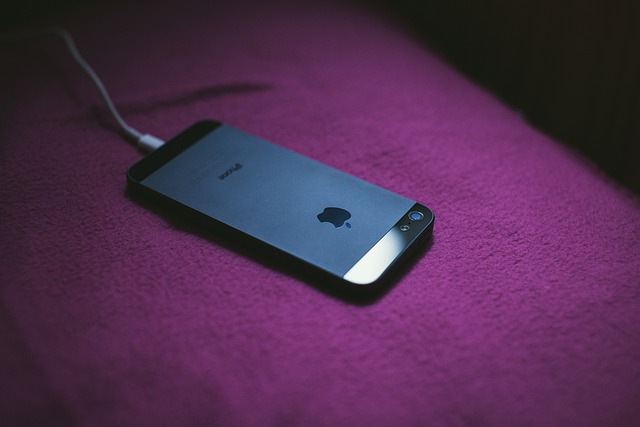 iPhone is not charging some steps you can resolve the problem